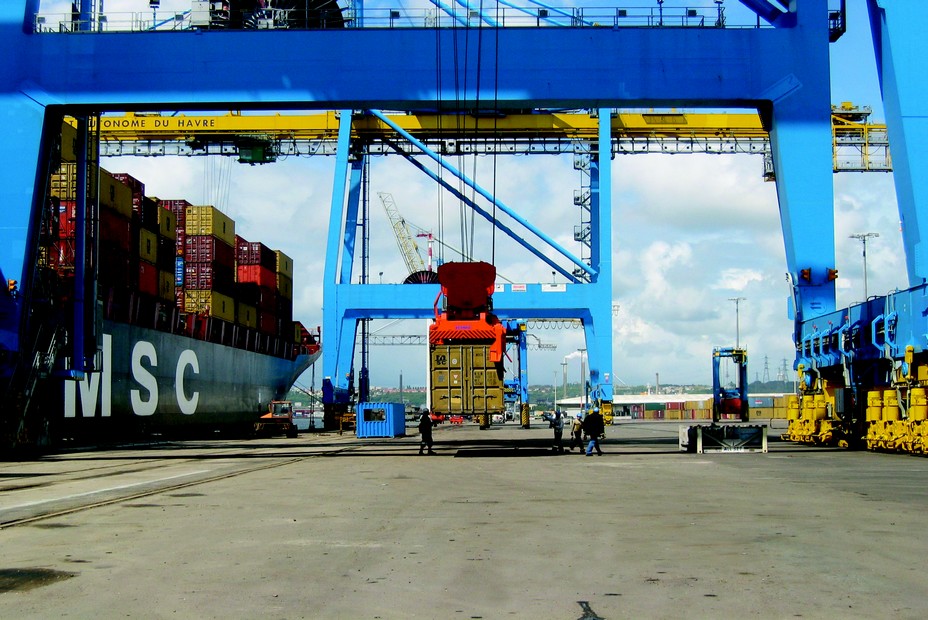 Le Havre, 1er port français  à containers du commerce extérieur . ©GPMH