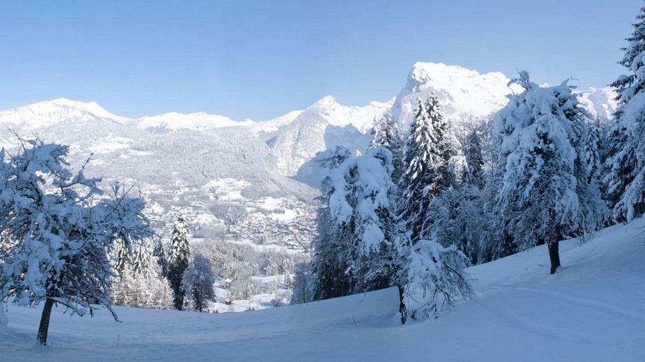 L’Espace San Bernardo, unique dans les Alpes du Nord, relie depuis 1984 La Rosière à La Thuile (Val d’Aoste-Italie). © MGM