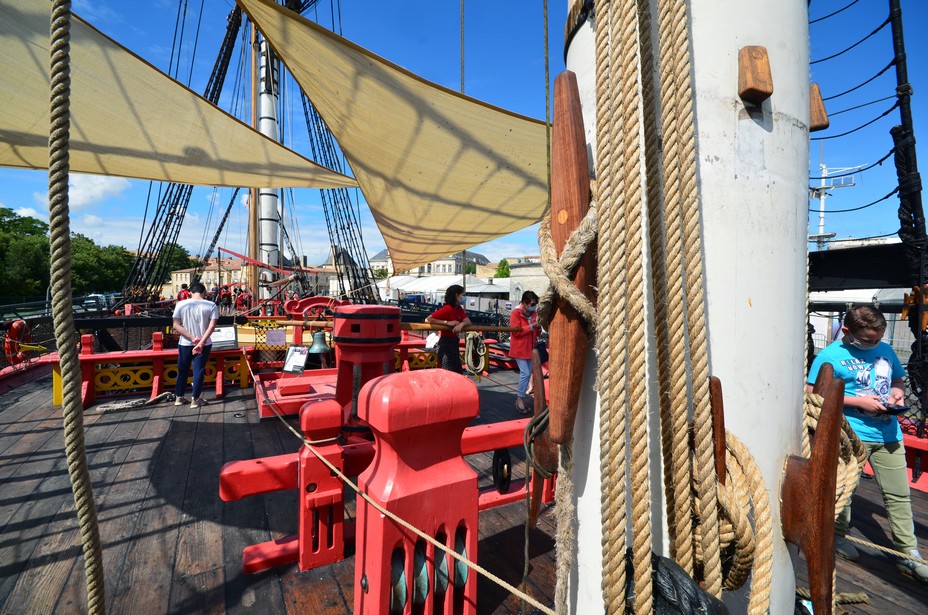 Rochefort Océan – L’Accro-mâts de l’Arsenal sur la frégate l'Hermione.. @ David Raynal.