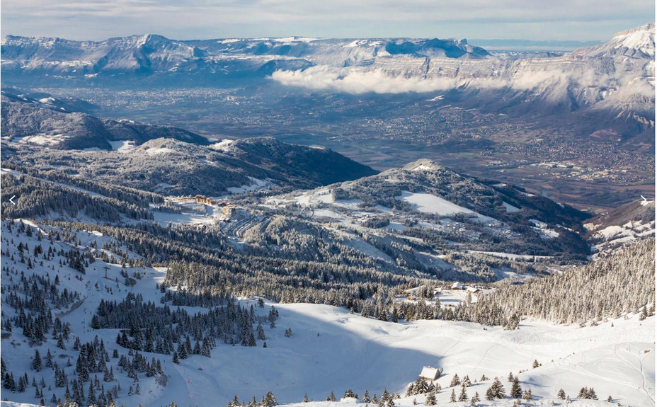 Le département de l’Isère est au cœur des Alpes Françaises, là ou les Alpes du Nord rencontrent celles du Sud.; La station des Sept Laux est à 35km de Grenoble et 50km de Chambéry.@ OT Sept Laux Le département de l’Isère est au cœur des Alpes Françaises, là ou les Alpes du Nord rencontrent celles du Sud.; La station des Sept Laux est à 35km de Grenoble et 50km de Chambéry.@ OT Sept Laux