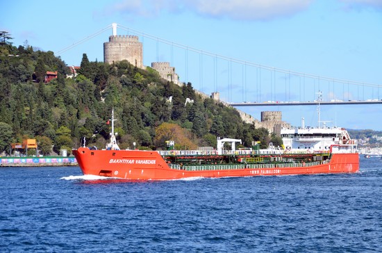 La plupart du temps, les compagnies privées proposent un tour d’une heure et demie à deux heures qui permet d’aller jusqu’au second pont Fatih Sultan Mehmet et de faire demi-tour afin de profiter de la vue magnifique sur les deux rives européenne et asiatique @ David Raynal