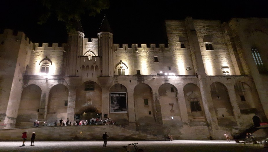 Son et lumière au Palais des Papes @C.Gary