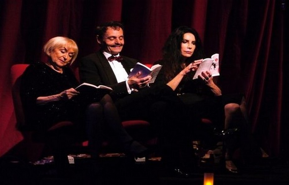 Coco Felgeirolles, Frédérique Lazarini, Cédric Colas dans "Chroniques" de Françoise Sagan à l'Artistic Théâtre Paris. @ DR