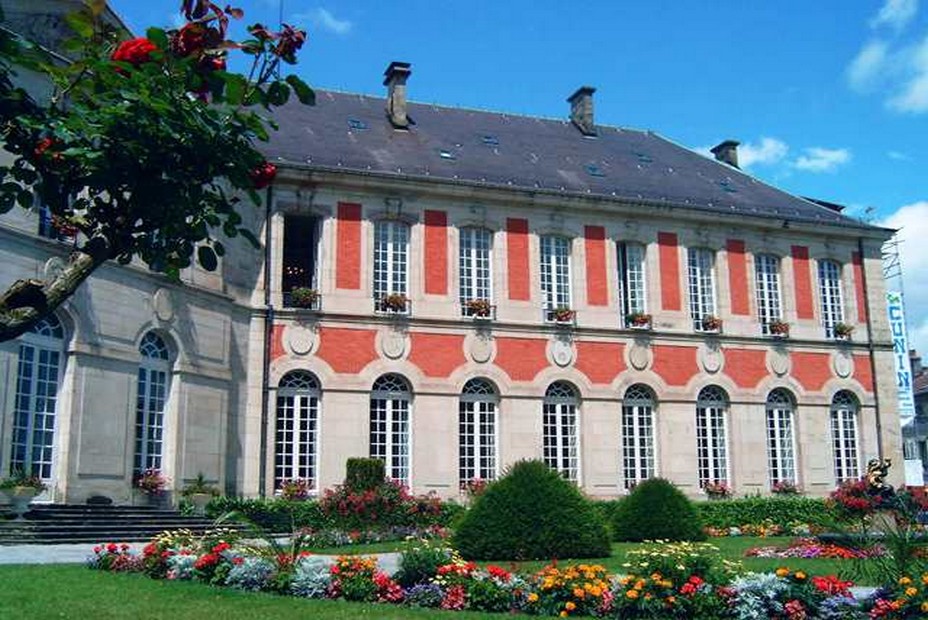 Le Palais Abbatial à Remiremont (Vosges) @ OT Remiremont