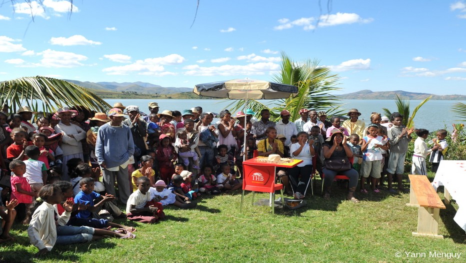 Dernière étape de la randonnée solidaire " La marche de la lumière " à Madagascar (Crédit photo Yann Menguy)