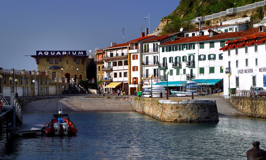 Le port de plaisance dans le quartier des pêcheurs @DR