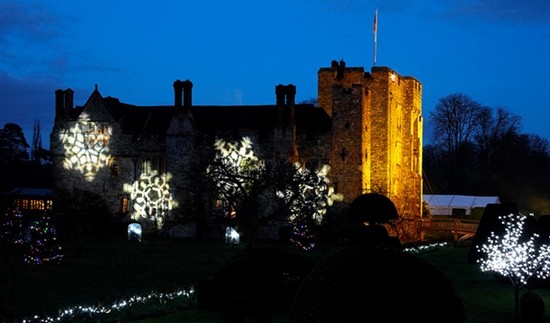 Les jardins du  château de Hever   éblouiront  les visiteurs par leurs magnifiques illuminations. (Crédit photo DR)