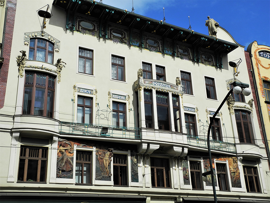 Le Palais des Assurances @ Claude Vautrin Le Palais des Assurances @ Claude Vautrin