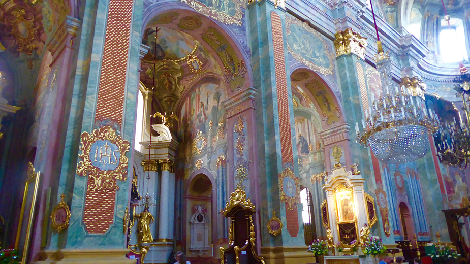 Les somptueux décors Renaissance baroque qui couvrent les parois de la cathédrale © Catherine Gary Les somptueux décors Renaissance baroque qui couvrent les parois de la cathédrale © Catherine Gary