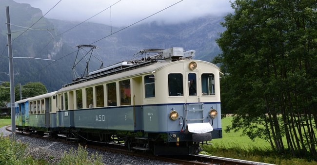 Le train Aigle Sepey Diableret (©Marino.Frei )