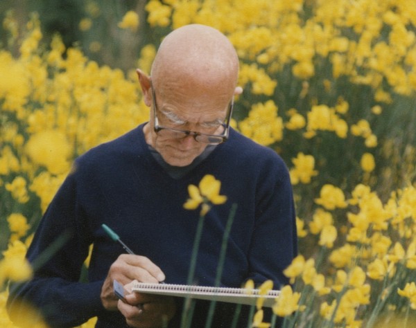 Dom Robert : "- « L’impression que je cherchais était d’être couché dans un champ d’ombelles et de voir les fleurs dans les lumières du matin et du soir »." (Crédit photo CRT Sorèze)