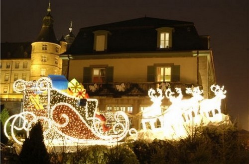 Fête la Table jusqu'au 20 décembre : Ateliers culinaires, cooking shows, animations, marché de Noël, espace pour les enfants… le fête chaque année met la ville de Lxeuil-les-Bains en ébullition.  © DR