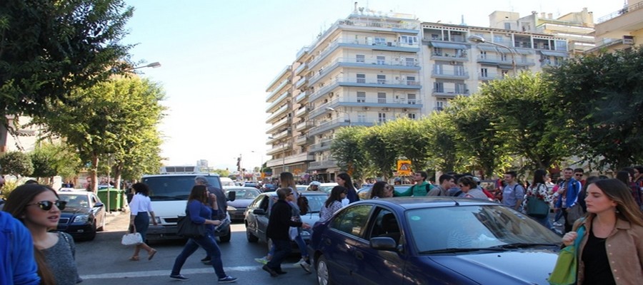 Thessalonique est une ville jeune de tous ses étudiants ©  André Degon