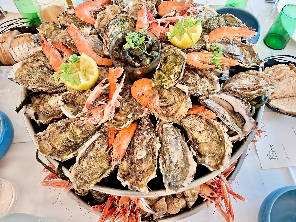 8  Chaque semaine un grand plateau de fruits de mer est proposé aux curistes ©Catherine Gary