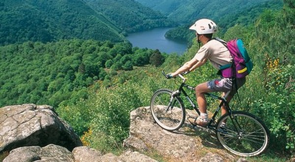 Découverte de la Corrèze en VTT   © tourisme-correze.com