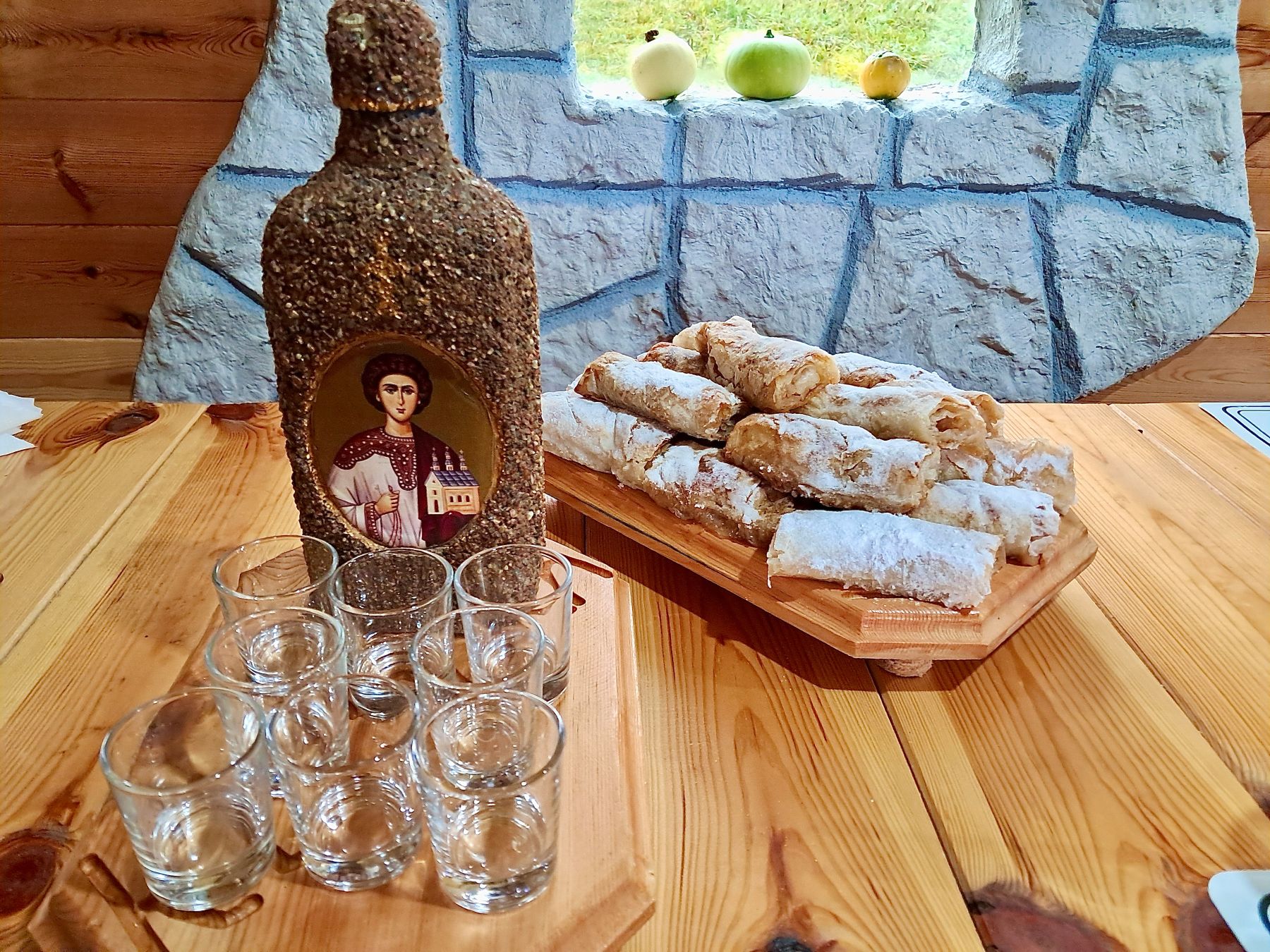 Repas traditionnel à la maison dhôtes Klisura près de Kolasin  © Catherine Gary