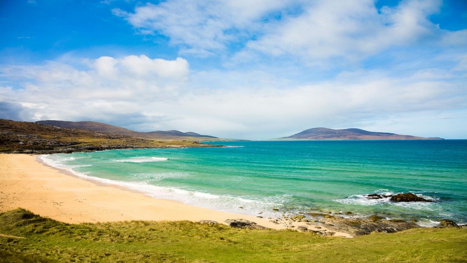 Les couleurs uniques qu'on trouve sur les magnifiques plages de Harris (Hébrides Extérieures) © visitscotland.com