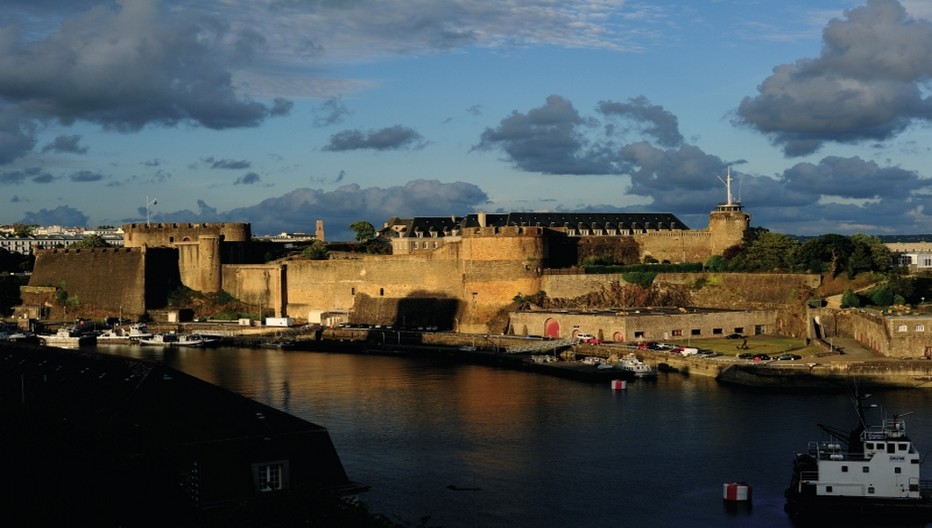 Brest-Chateau sur leport ©-YLG.