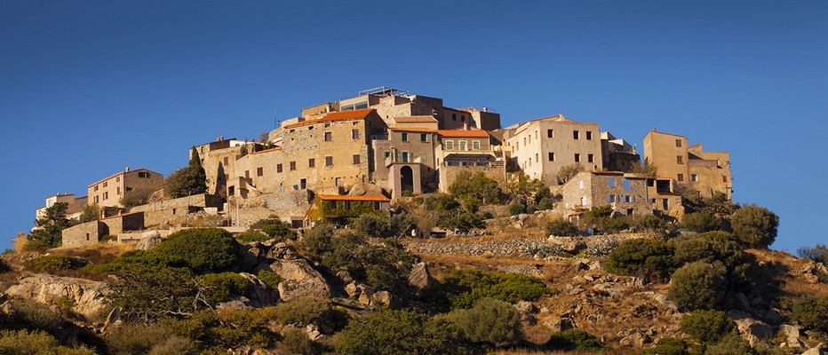 Sant Antonino, qui figure parmi les Plus Beaux Villages de France .© O.T. la Balagne