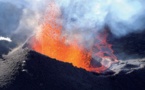 La Réunion - Deuxième éruption du Volcan de la Fournaise.