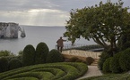 Les Jardins d'Étretat : merveille paysagère en Normandie avec vue sur l'Aiguille (Creuse pour certains)