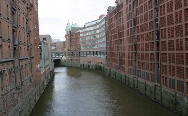 Hambourg - autonome, plurielle et rebelle .