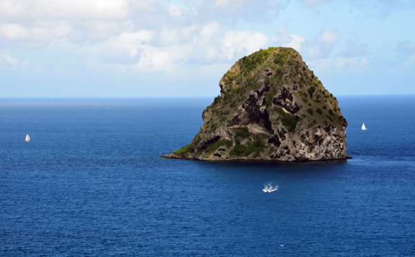 Martinique : le rocher du Diamant est éternel…