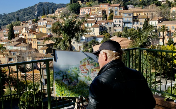 Plus fort encore que le système solaire, la route du mimosa s’illumine d’un milliard de duveteux soleils